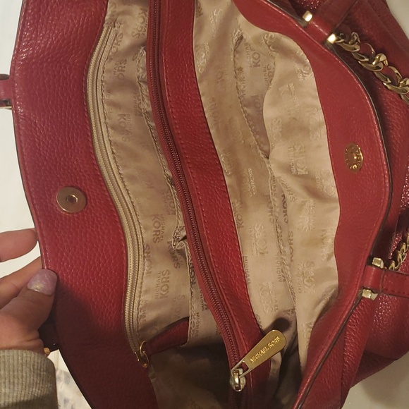 Micheal kors red leather tote - Picture 6 of 10